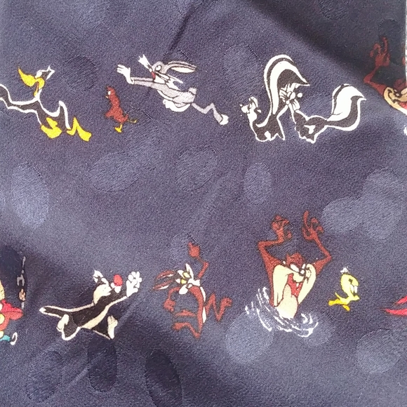 Looney Tunes Mania Tie - Picture 3 of 6
